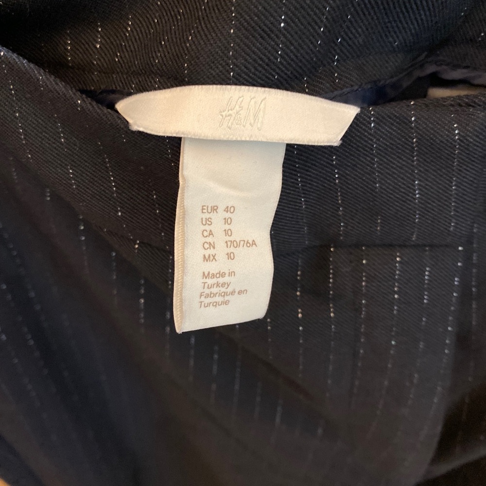 H&M navy/silver slacks